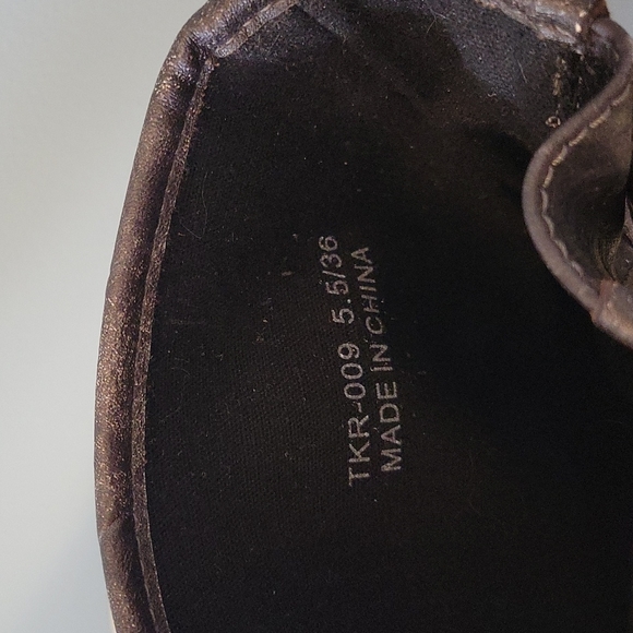 Dirty Laundry Brown Boots - Picture 6 of 7